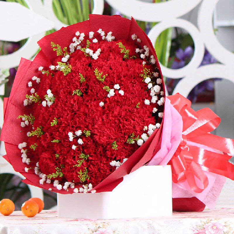 19朵红康乃馨与百合 献给挚爱的生日祝福花束